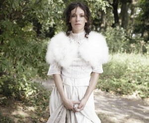 Emily Loizeau, French Singer